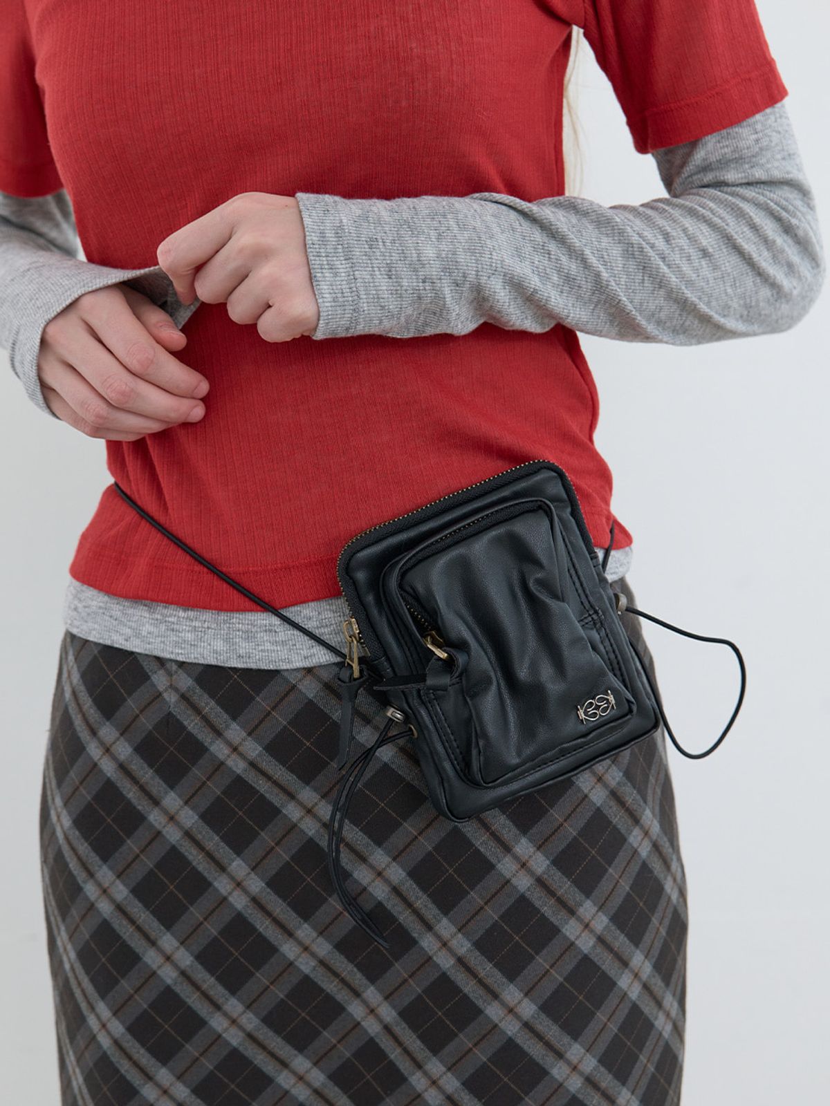 기준(KIJUN) Pleather Mini Bag Black