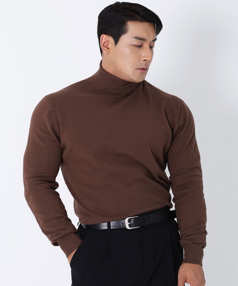 부드러운 머슬핏 목폴라 긴팔 니트