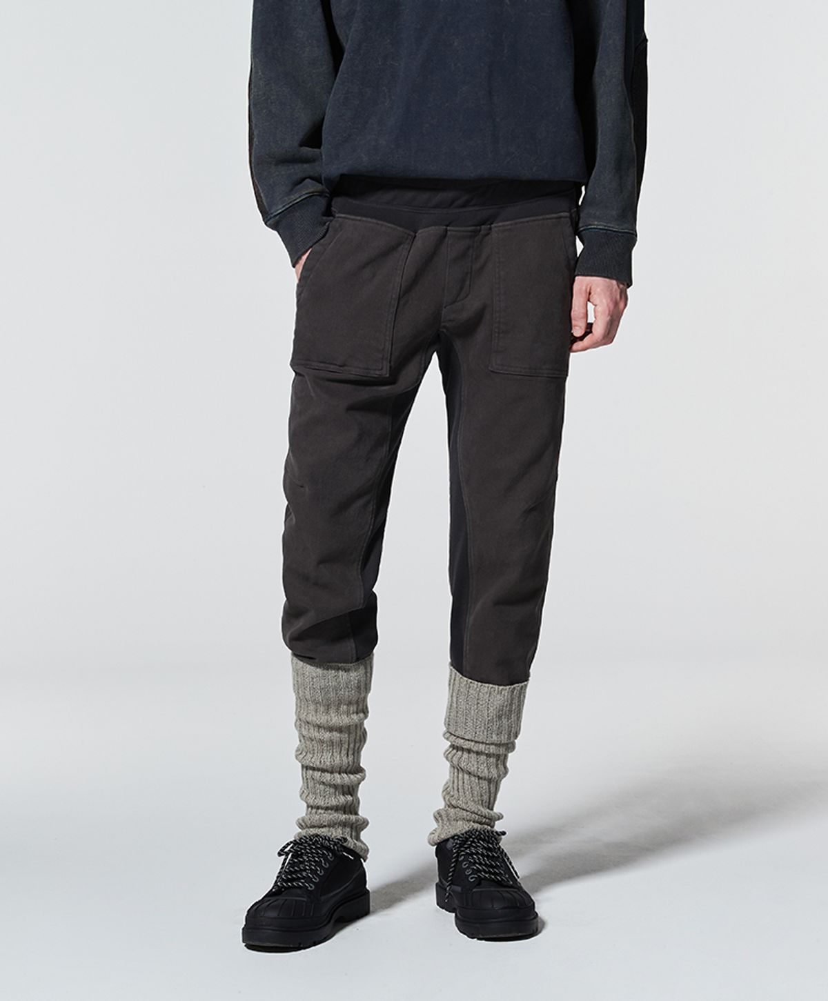 누크피터(NUUKFITTER) WINTER JOGGER PANTS MEN [CHARCOAL]