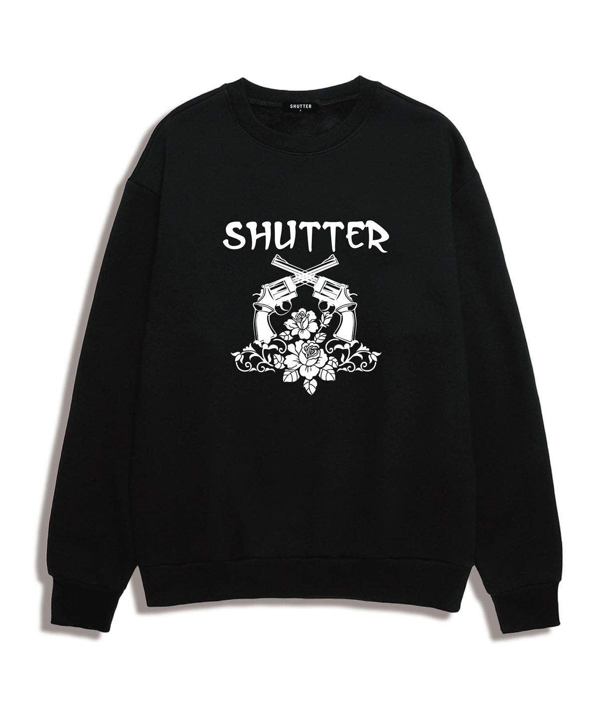 셔터(SHUTTER) ROSE PISTOL 오버핏 맨투맨 (STLS006) 블랙