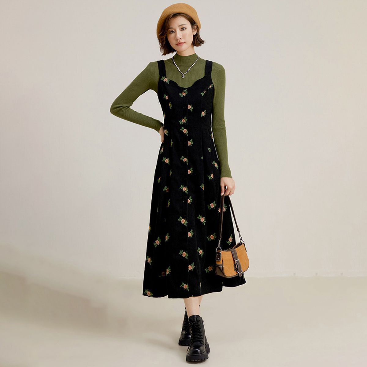 랭썬(LANGSON) LS_Sweet hops corduroy slip dress