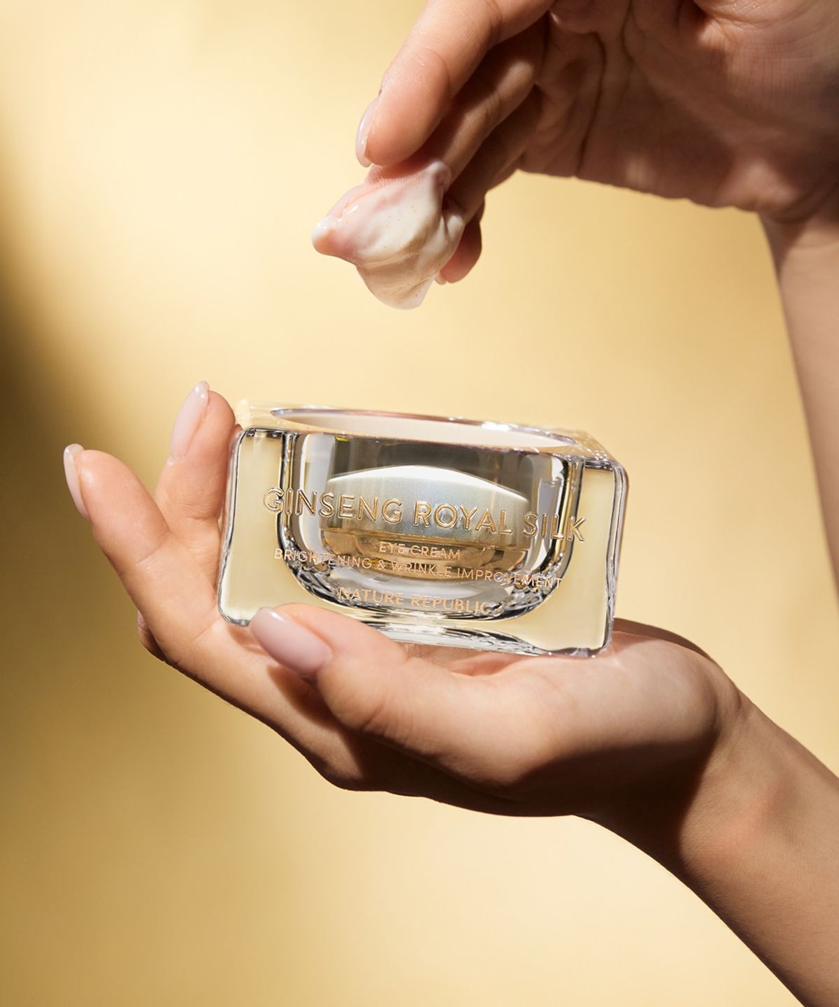 네이처리퍼블릭(NATURE REPUBLIC) 진생 로얄 실크 아이크림 25ml