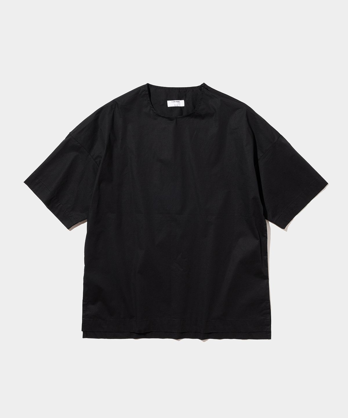 스탠드먼츠(STANDMENTS) WOVEN T-SHIRT BLACK