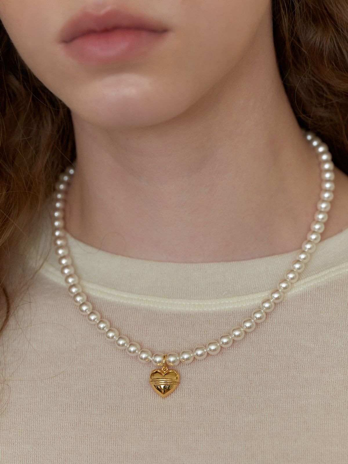 리엔느와르(leeENoir) Volume Heart Pearl Necklace (6mm)(2color)