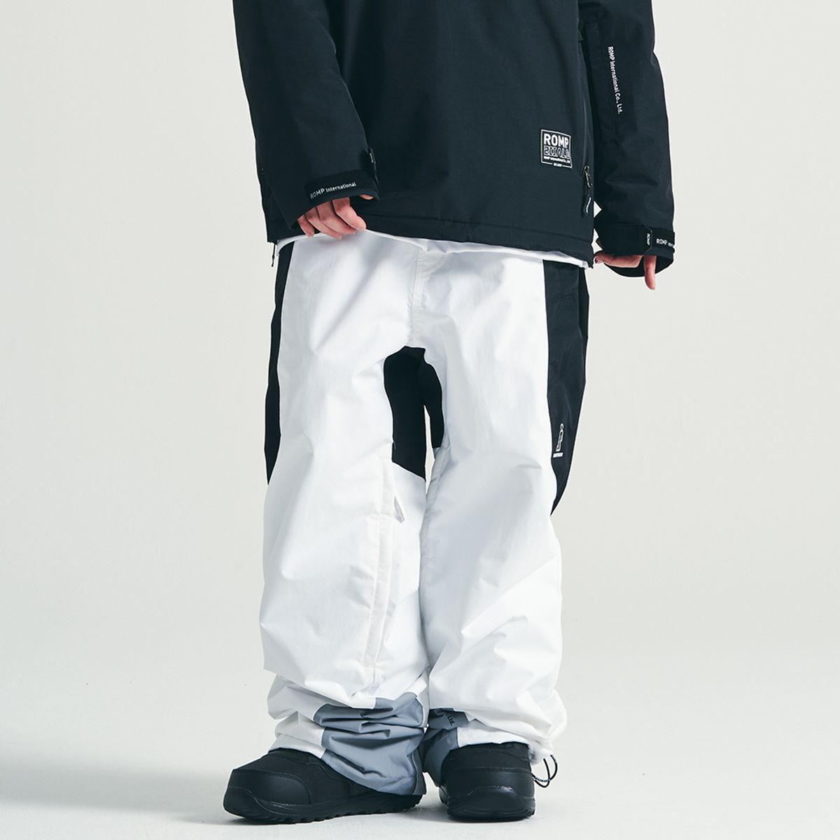 롬프(ROMP) TF SPIKE PANTS (WHITE)