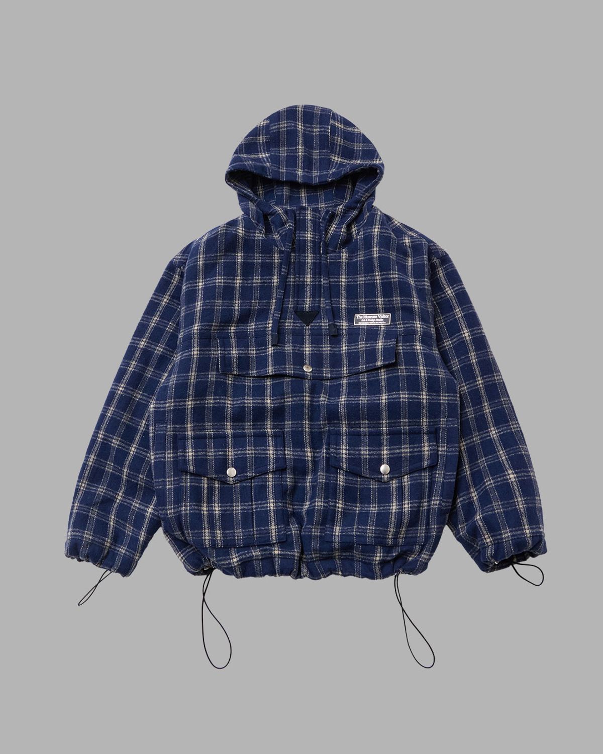 더뮤지엄비지터(THEMUSEUMVISITOR) LEATHER ELBOW PATCH CHECK ANORAK (NAVY)