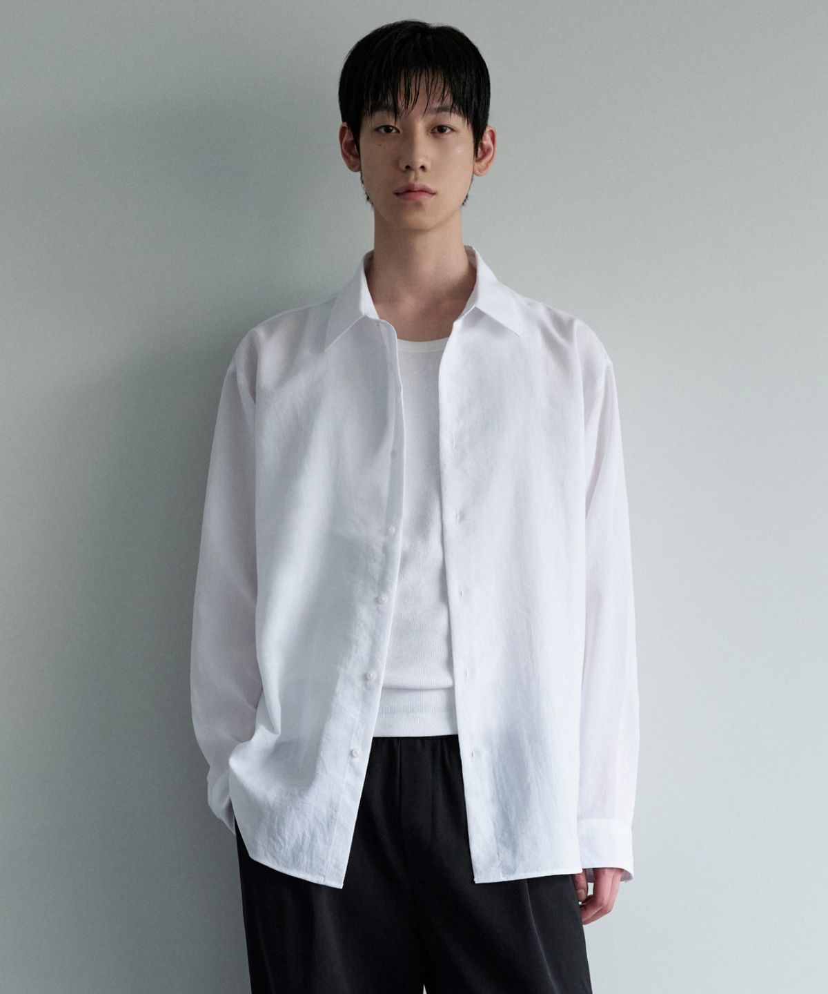 무신사 스탠다드(MUSINSA STANDARD) 릴렉스드 린넨 라이크 셔츠  [화이트]