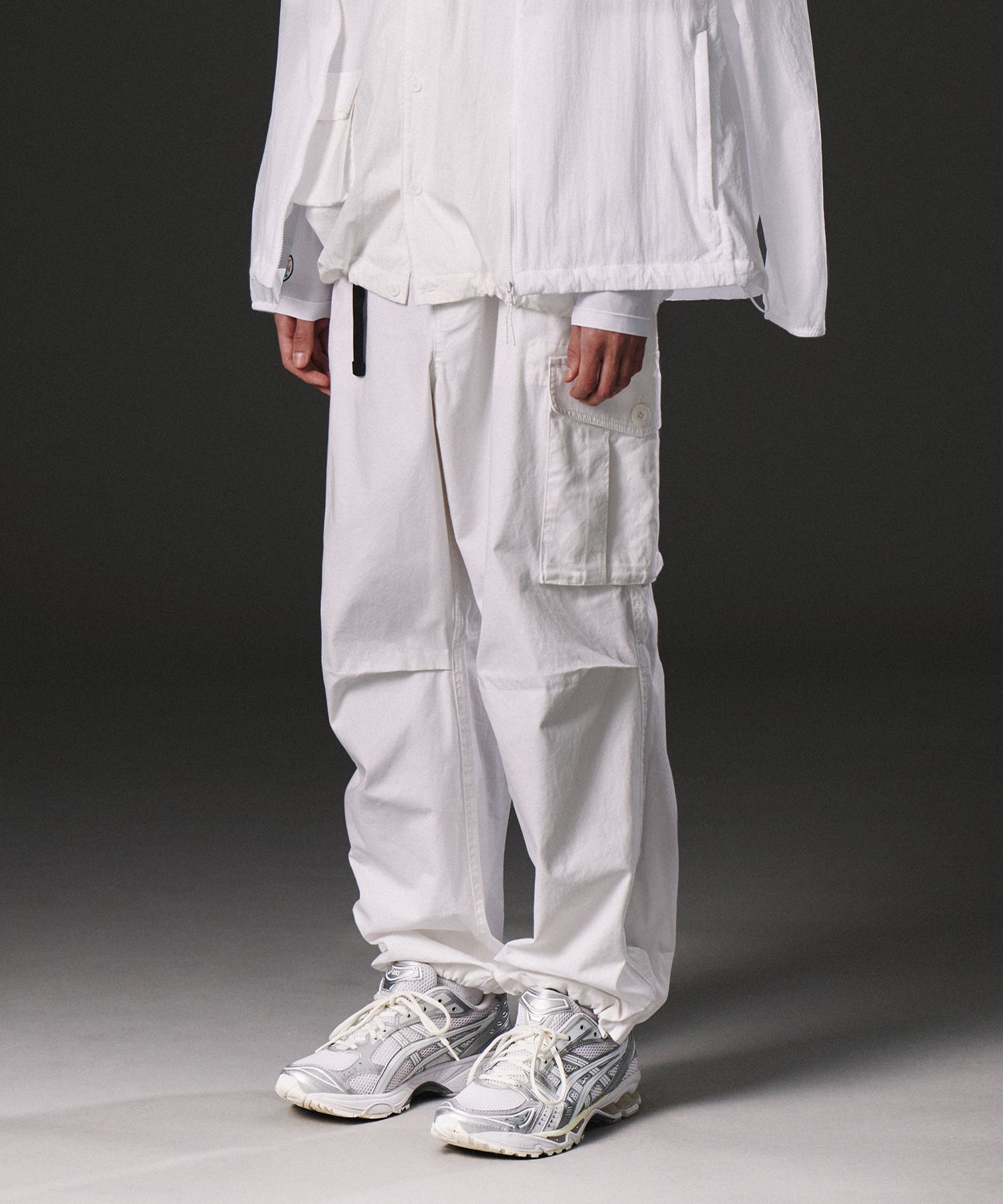 MUSINSA | MUSINSA STANDARD City Leisure Wide Belted Cargo