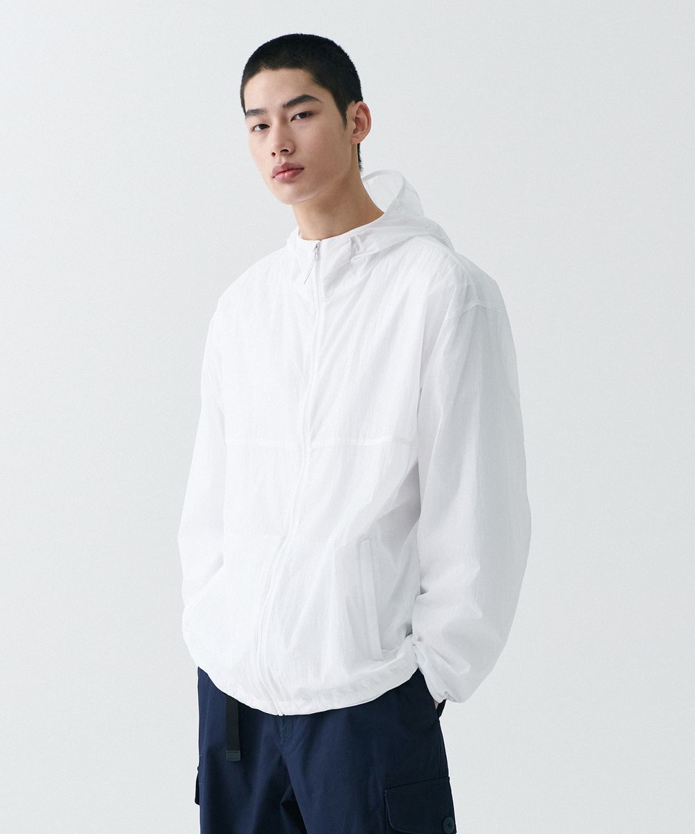 시티 레저 라이트웨이트 패커블 윈드브레이커 재킷 [화이트]