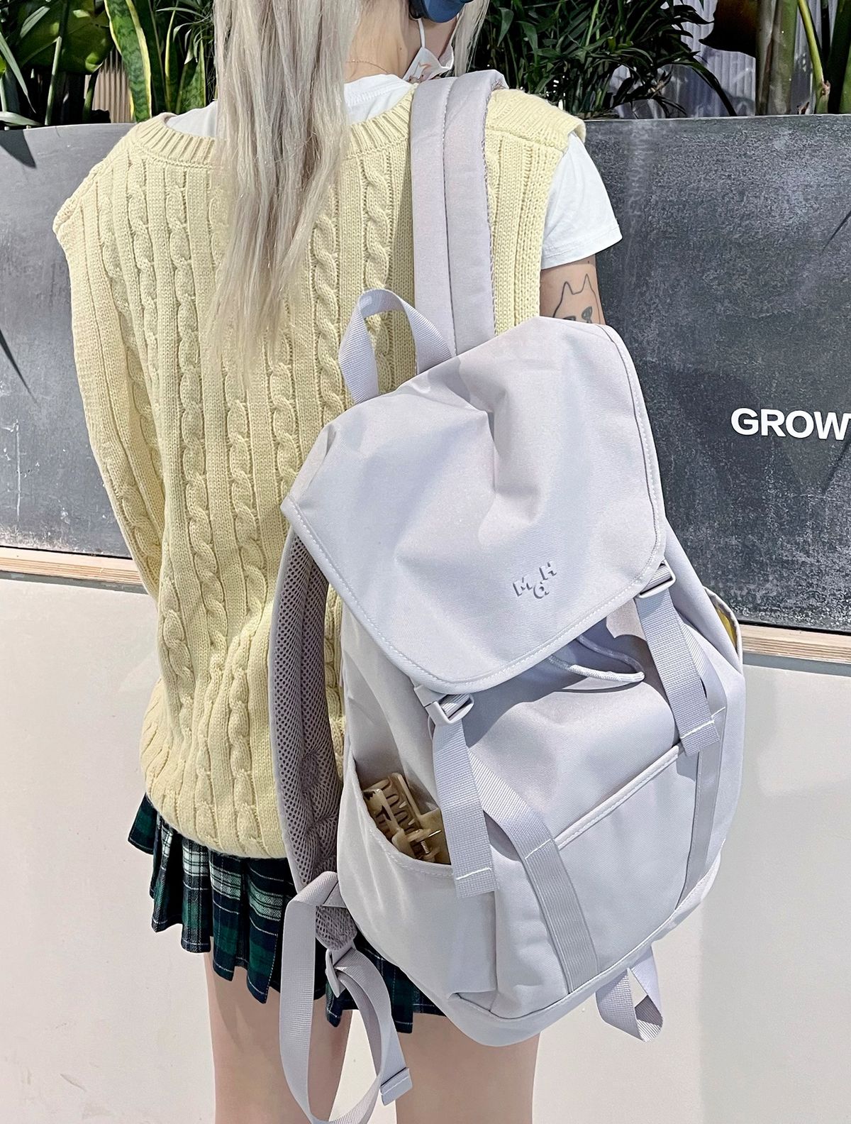 마흐(MAH) 영투어 백팩 25L 데일리 트래블 백 - 라이트그레이