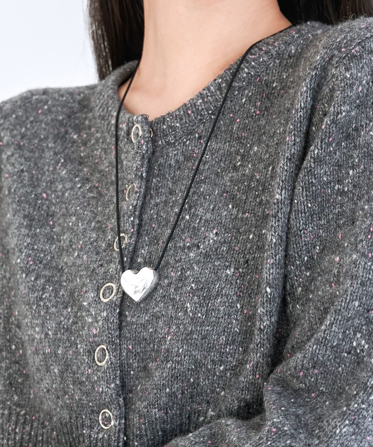 포스트루드(POSTLUDE) [SILVER] BOLD HEART PENDANT ROPE NECKLACE
