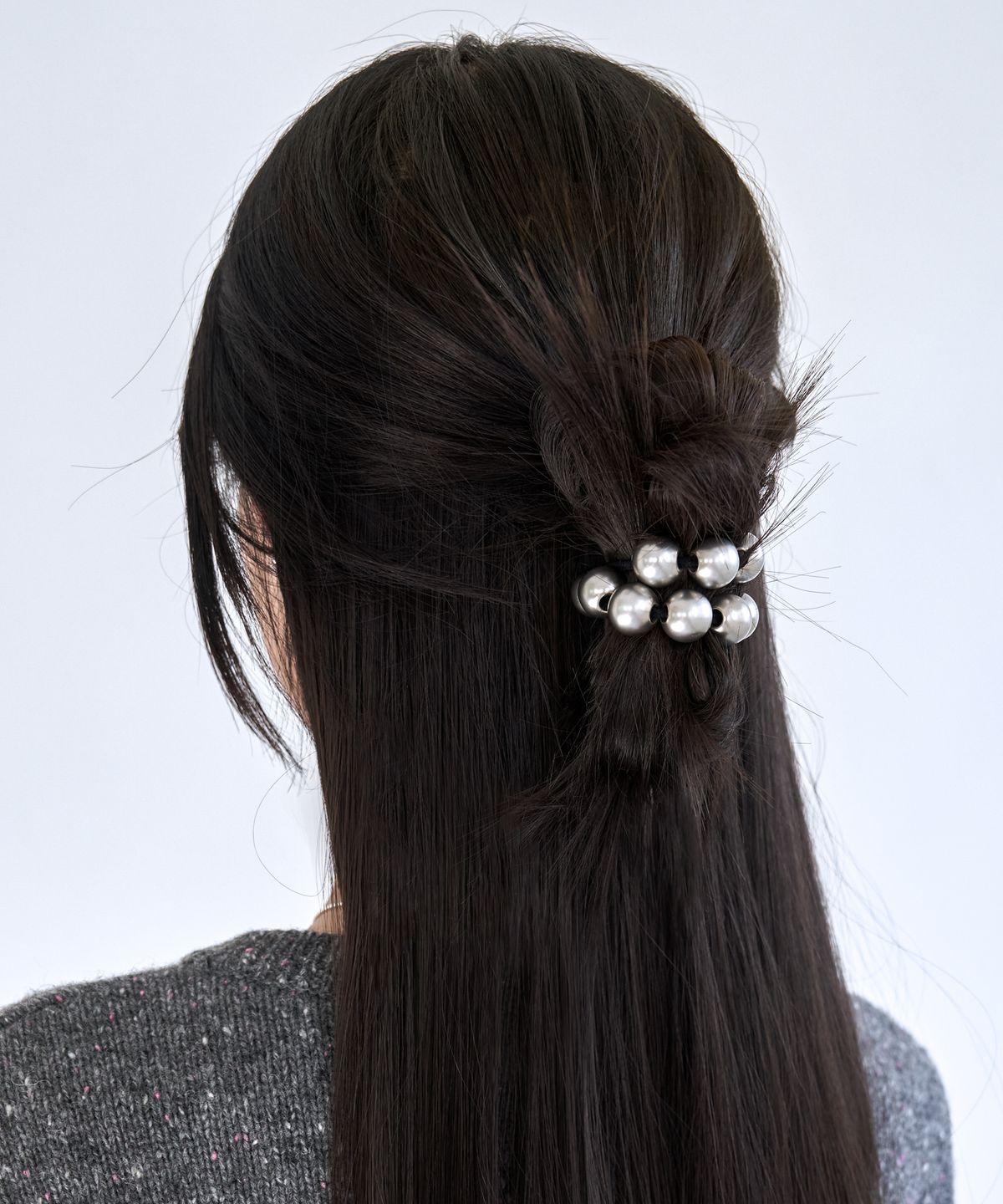 포스트루드(POSTLUDE) BALL HAIRTIE (2 COLORS)