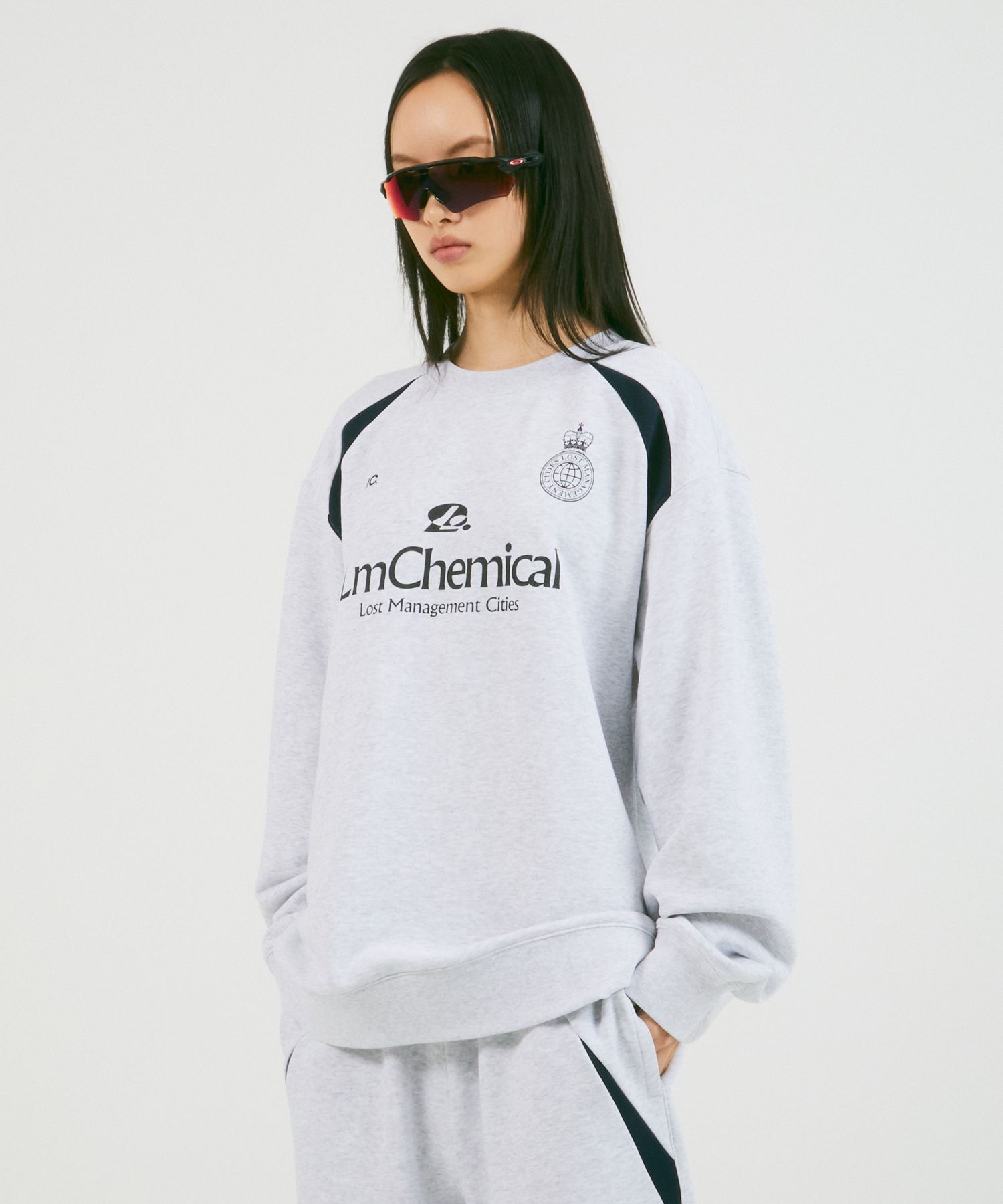 ★送料・関税込★LMC★CHEMICAL SOCCER SWEATSHIRT★ 60482f4a21497426e82e0fcacf7336