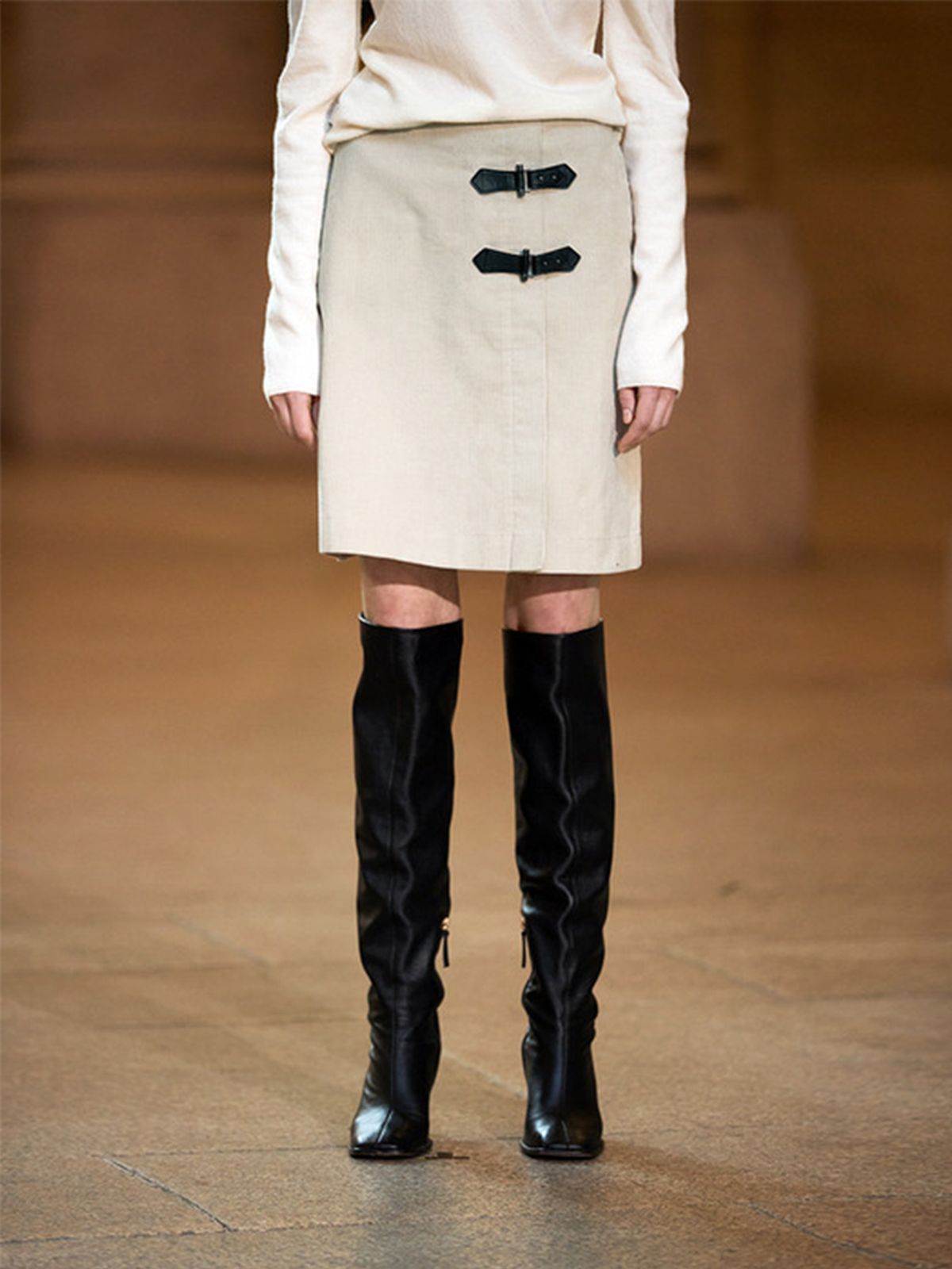 위메농(OUI MAIS NON) Carolyn corduroy skirts