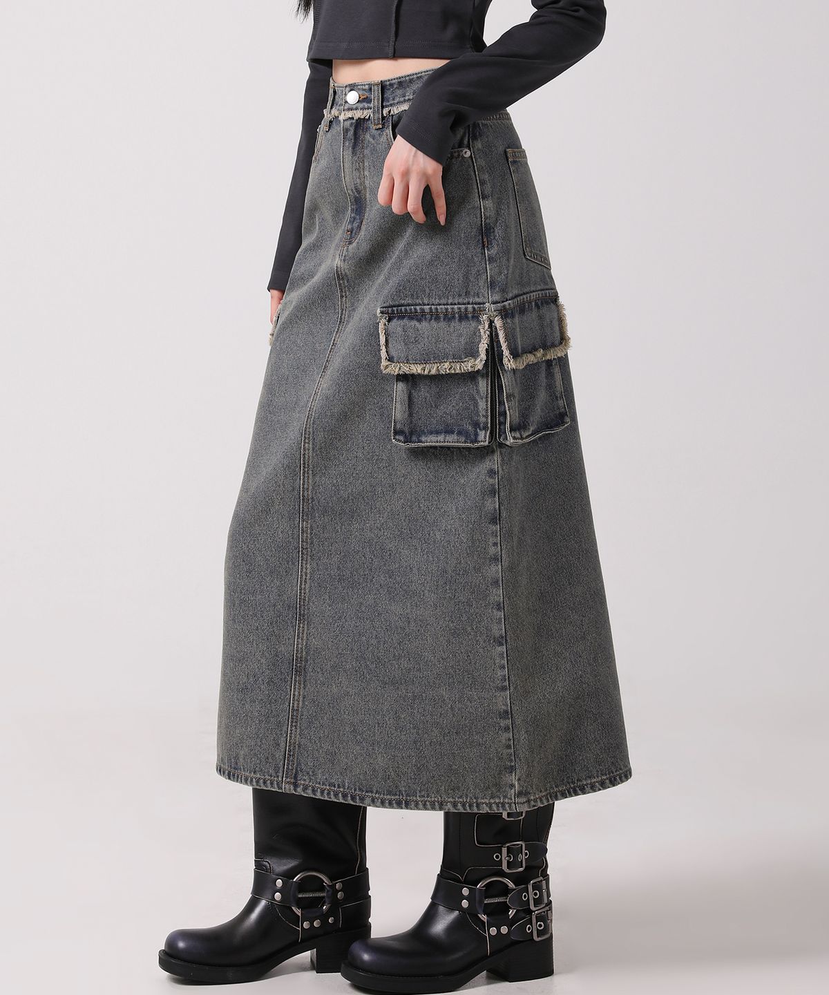 어반드레스(AVANDRESS) Harper Tassel Pocket Denim Long Skirt YELLOW BLUE