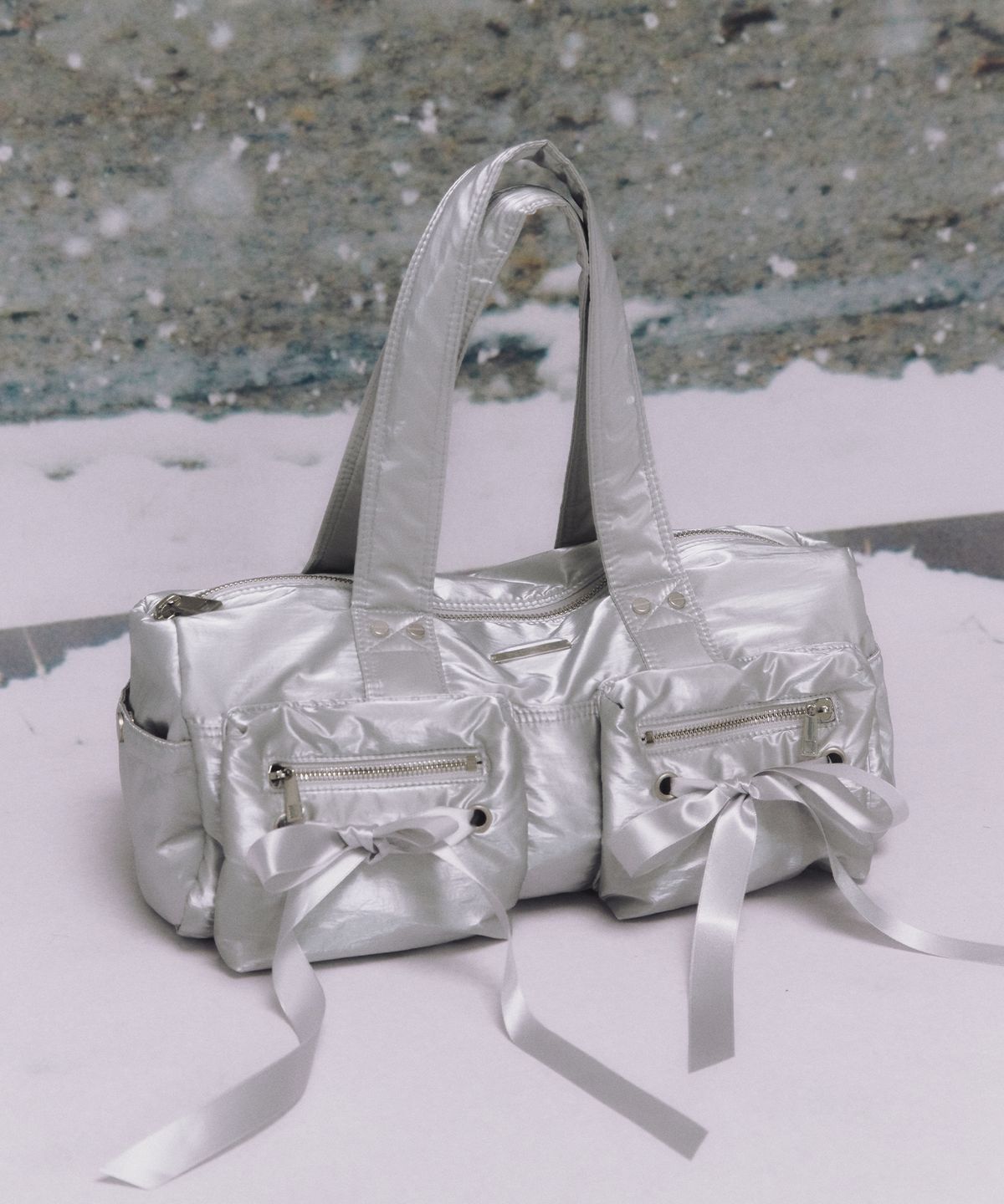 낫노잉(NOTKNOWING) Double Ribbon Cargo Duffle Bag (METAL SILVER)