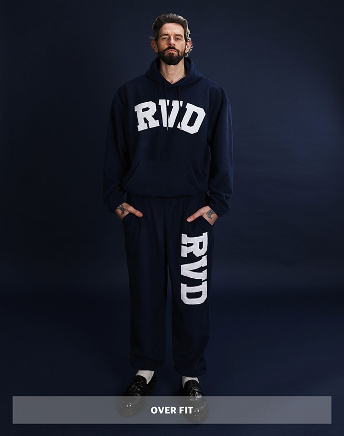 알브이디(RVD) (College Campaign)오버핏 플리스 스웻팬츠(예일네이비)