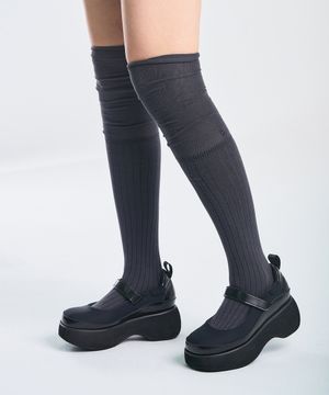 소프트 하이 니 삭스