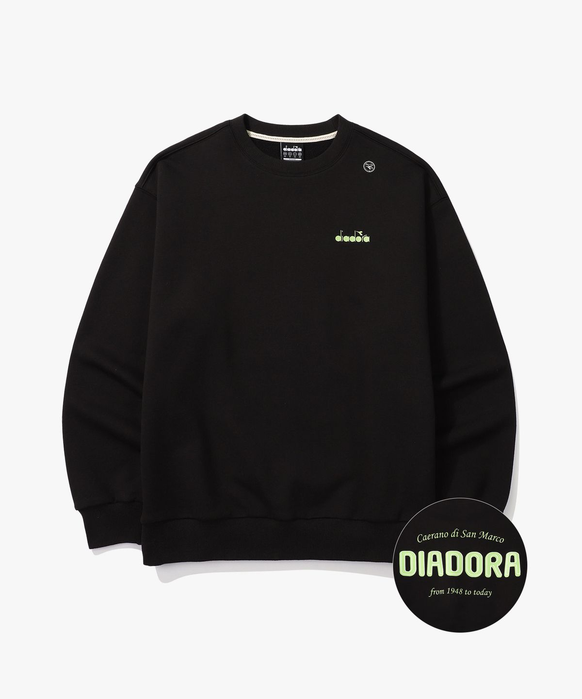디아도라(diadora) 컴피 맨투맨 BLACK