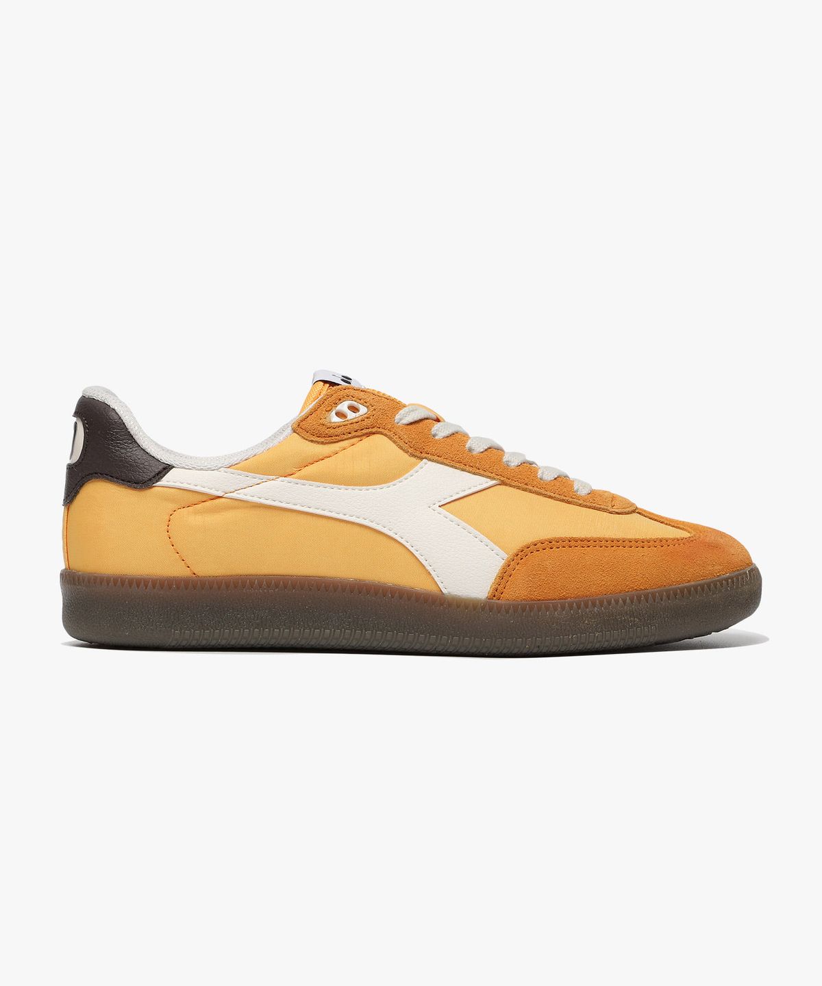 디아도라(diadora) 살토 YELLOW