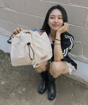 8 pocket cross bag_Butter cream