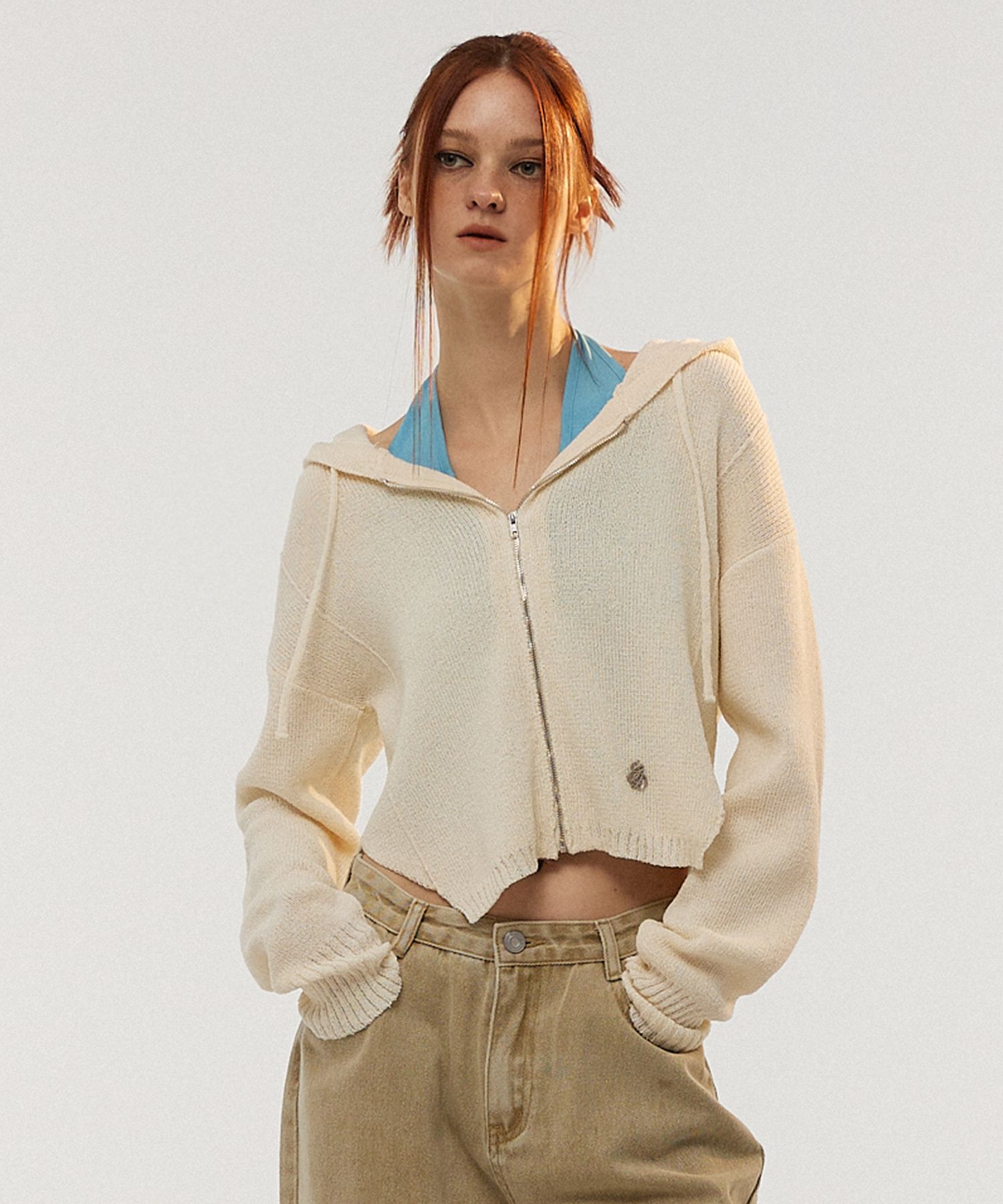 MUSINSA公式 | ORDINARY HOLIDAY フードスリットニットジップアップ