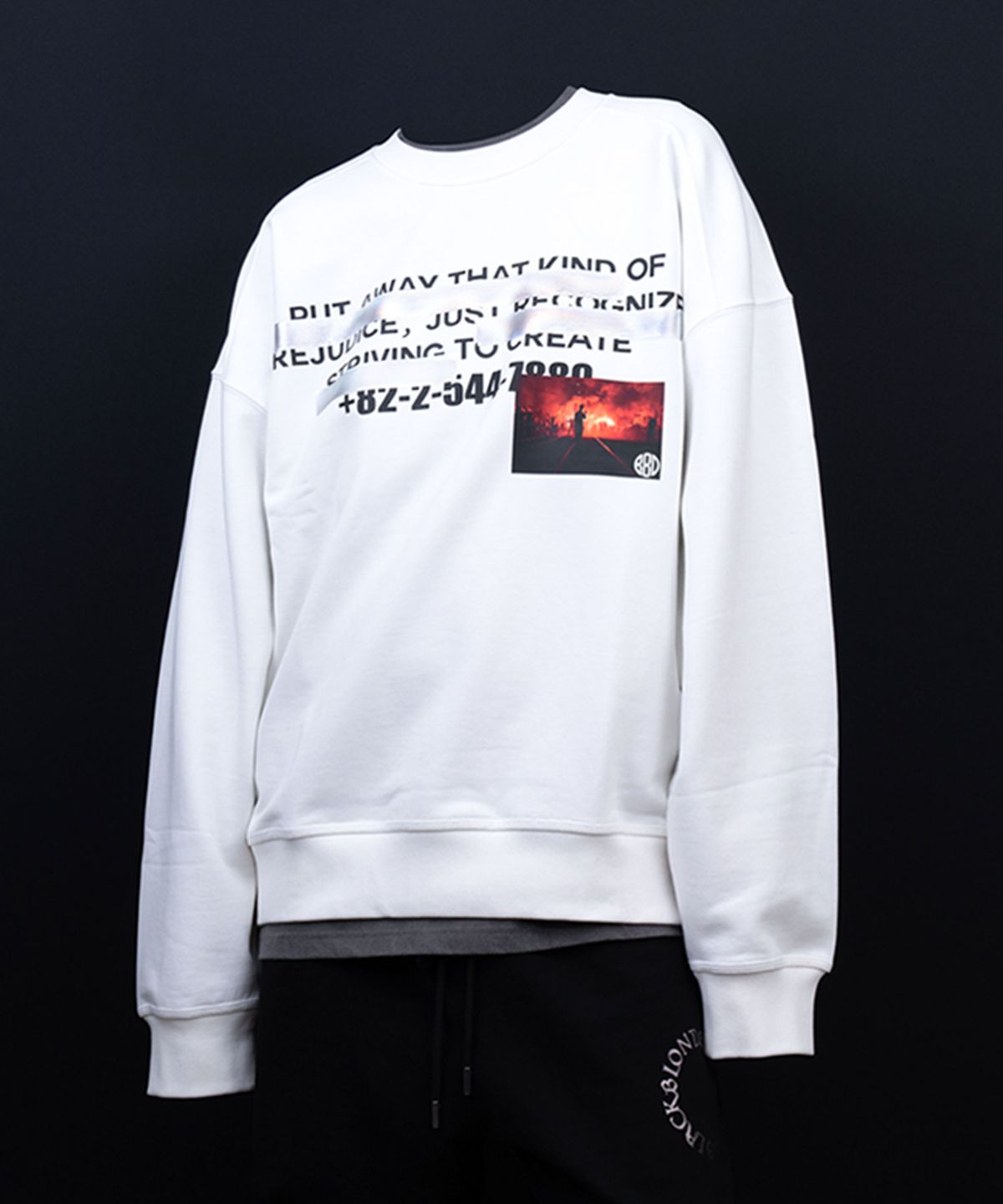 블랙블론드(BLACKBLOND) 비비디 히든 프리덤 스웨트셔츠 (화이트)