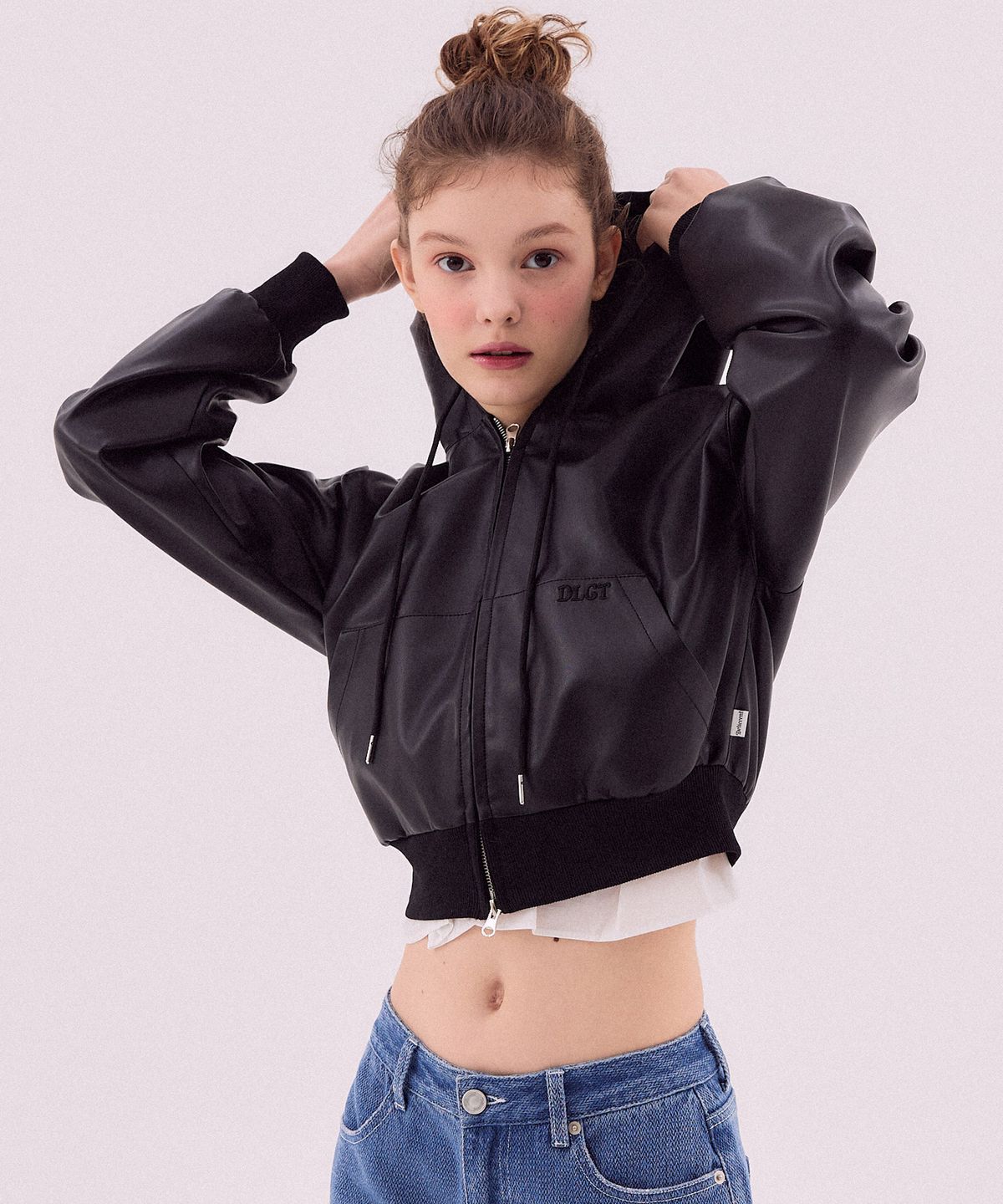 델리센트(DELICCENT) 레더 후드 집업 점퍼 [BLACK]