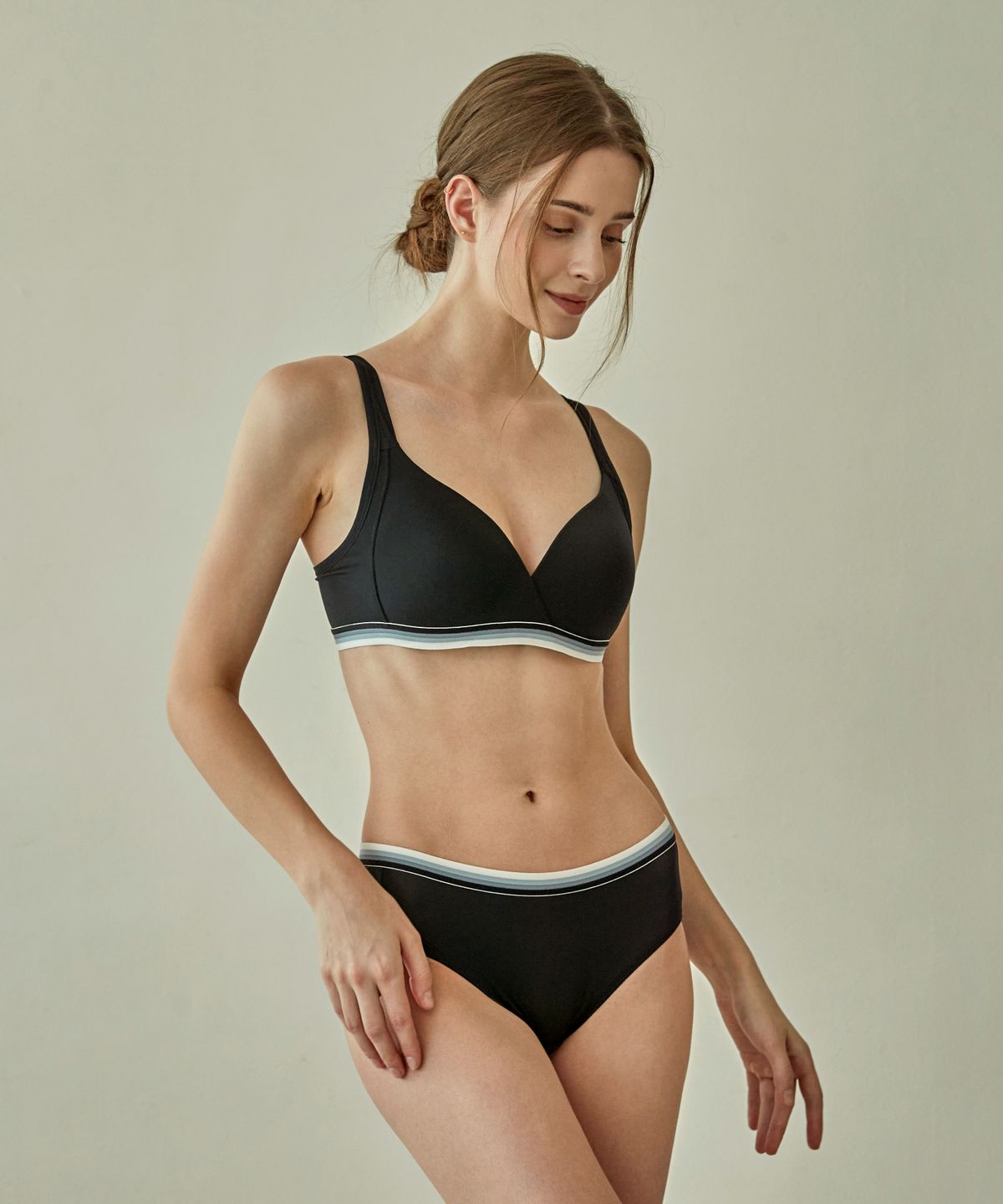플레이텍스(PLAYTEX) 노와이어 볼륨업 브라팬티 세트