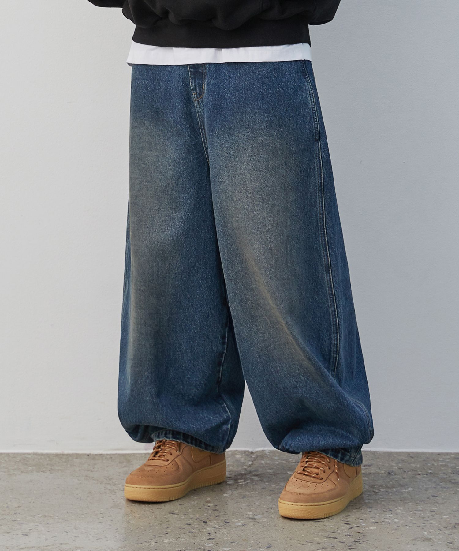 MUSINSA公式 | URBANSTOFF Oil washed denim pants (dirty blue)