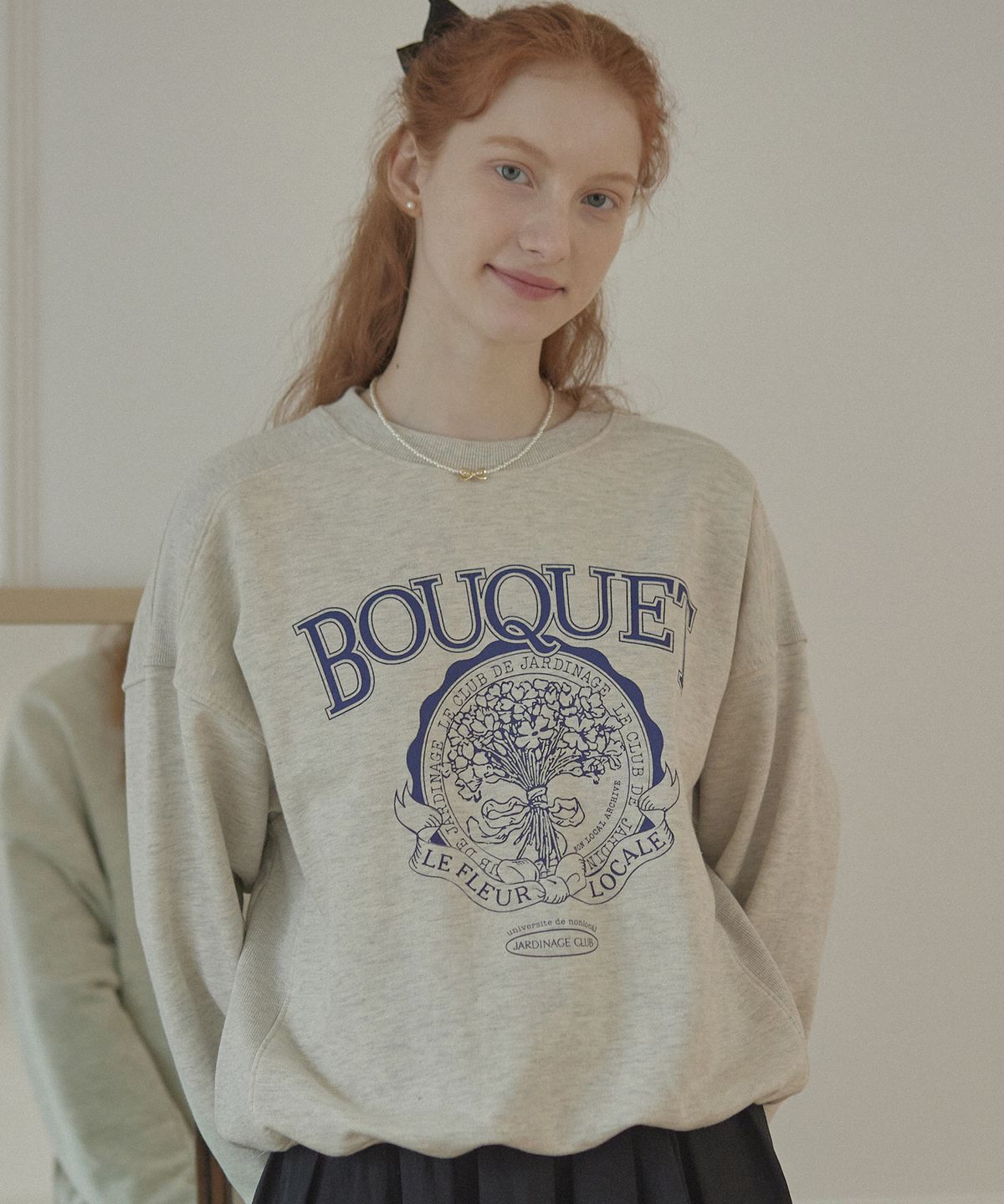 논로컬(NONLOCAL) Bouquet Flower Sweatshirt - Oatmeal