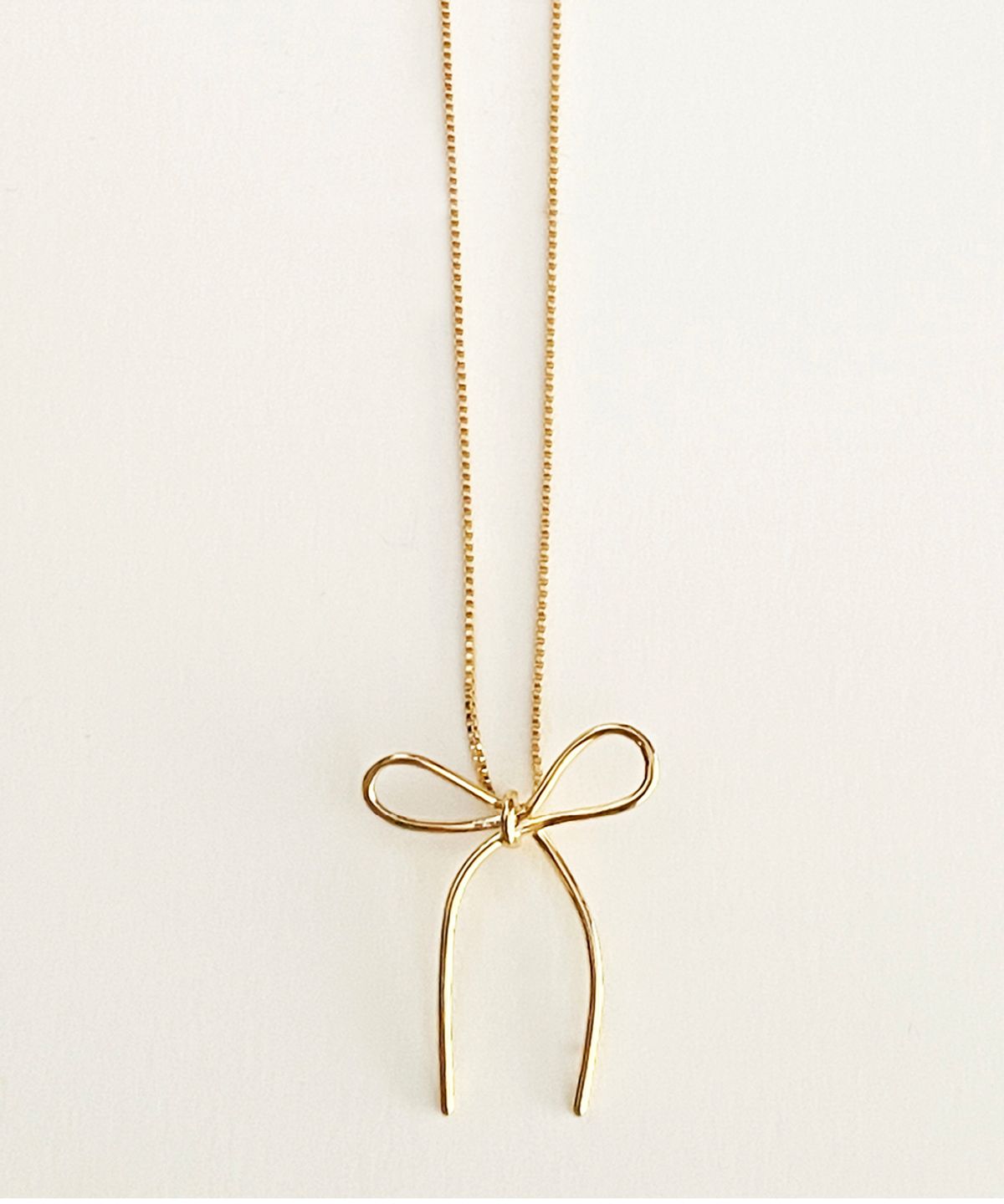 엘리오나(ELYONA) 보우 리본 목걸이 Bow Necklace (골드)