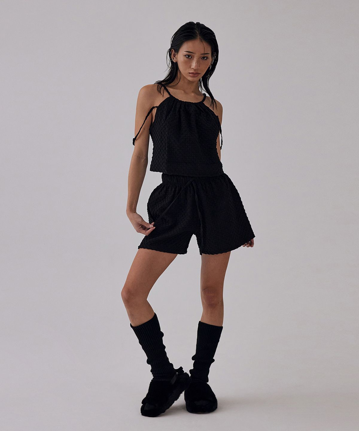 트리밍버드(TREEMINGBIRD) Halter Neck Pajama Set-up [ Black ]