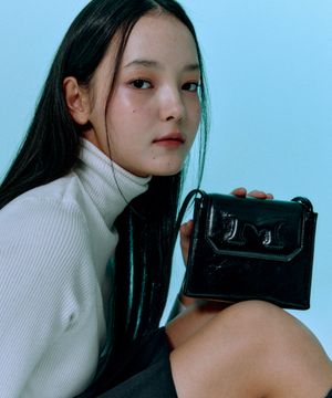 MUMU CROSS BAG BLACK