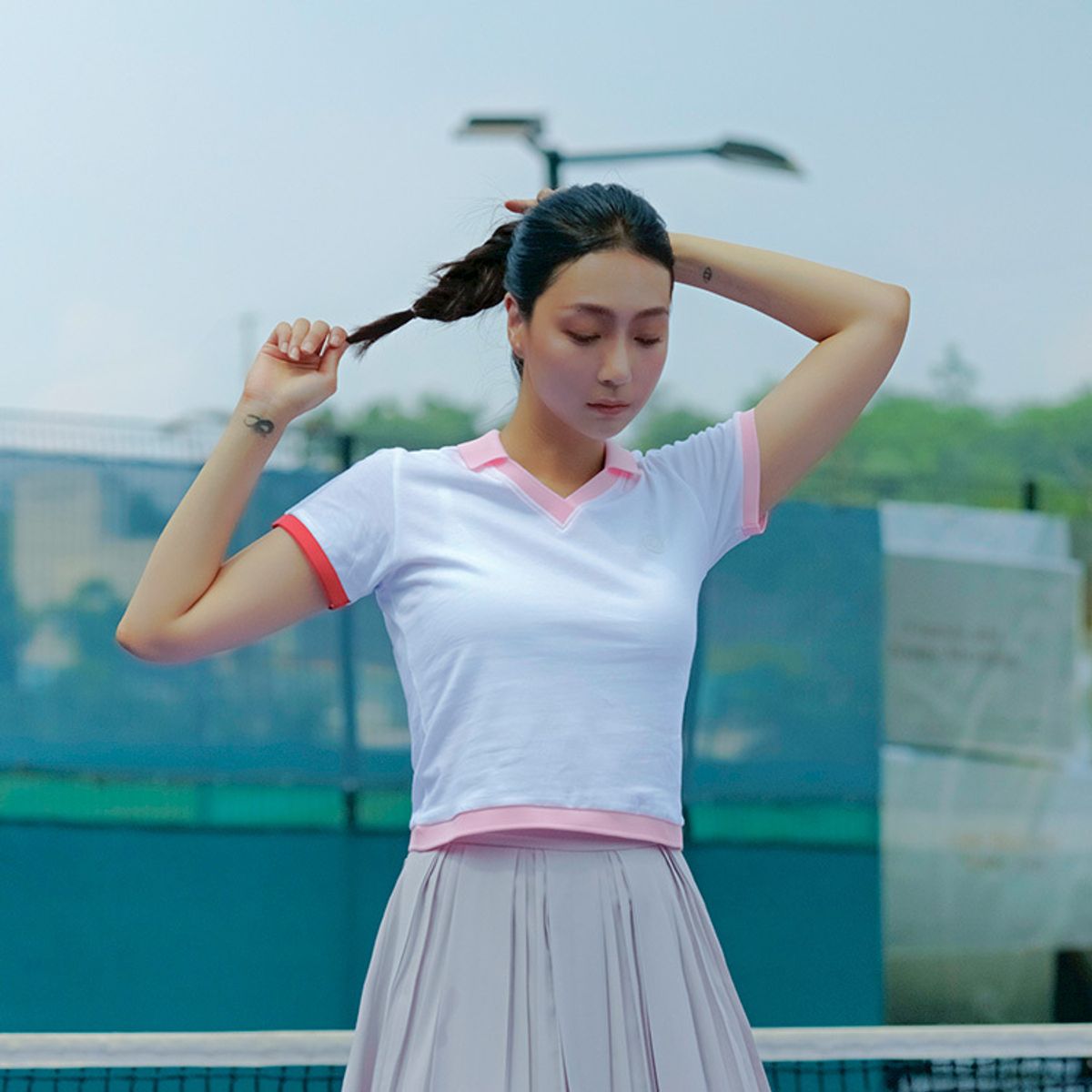 로시야(ROSIYA) 스키니 브이넥 카라 세미크롭 핑크
