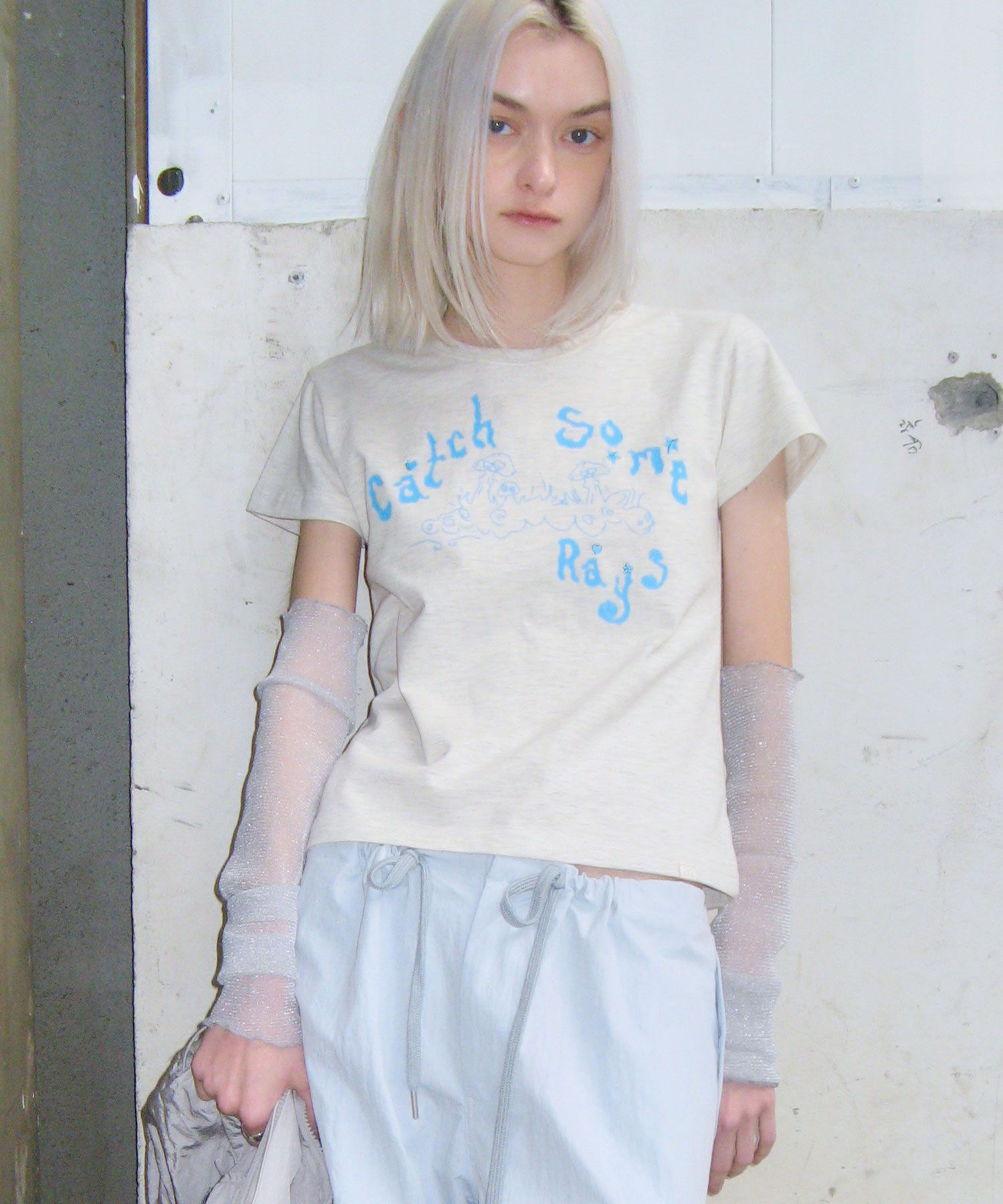 MUSINSA公式 | TYPESERVICE Catch Embroidery T-Shirt [Oatmeal]
