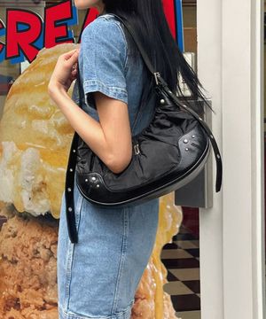 POCHE SM 호보 BK (JHNCHA4BS123BK260)