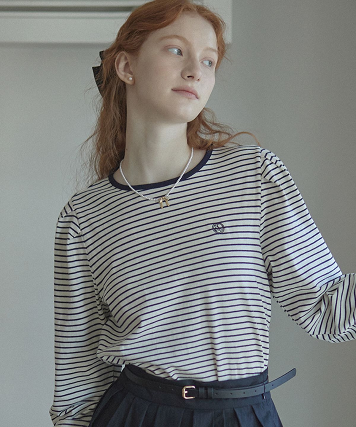 논로컬(NONLOCAL) Emblem Logo Stripe T-Shirt - Ivory