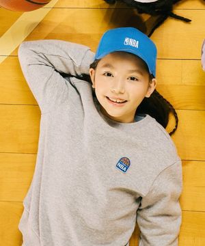 에센셜 포인트 맨투맨(K241TS030P) 멜란지 그레이