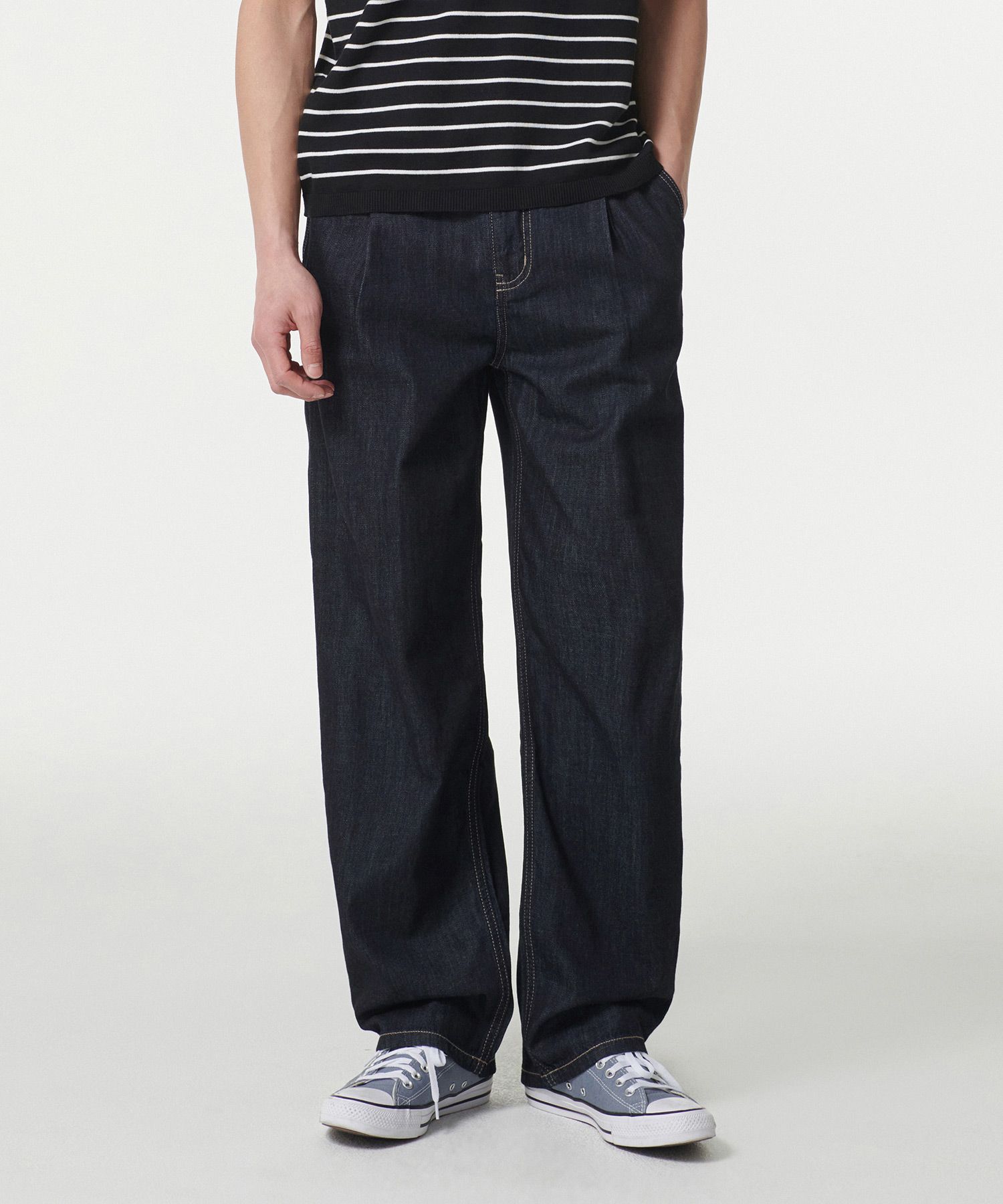 ★MUSINSA STANDARD★ Lightweight One Tuck Regular Fit Denim MUSINSA | MUSINSA STANDARD Lightweight One Tuck Regular Fit