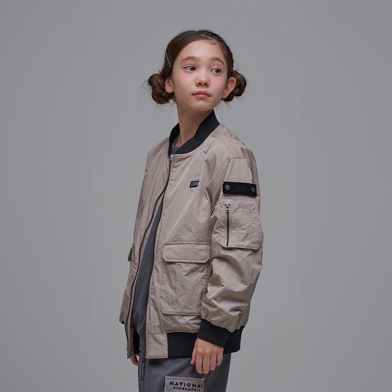 K241UJP820 어드벤처 항공점퍼 GRAYBEIGE