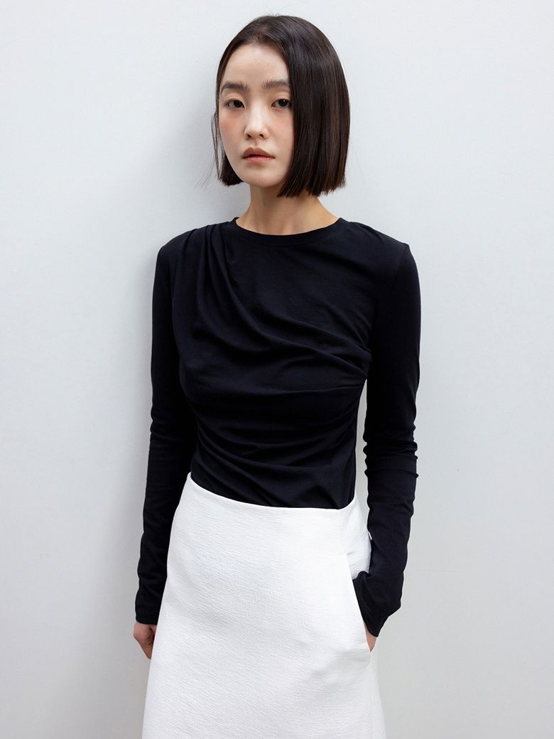 Draping Detail T-Shirts_Black
