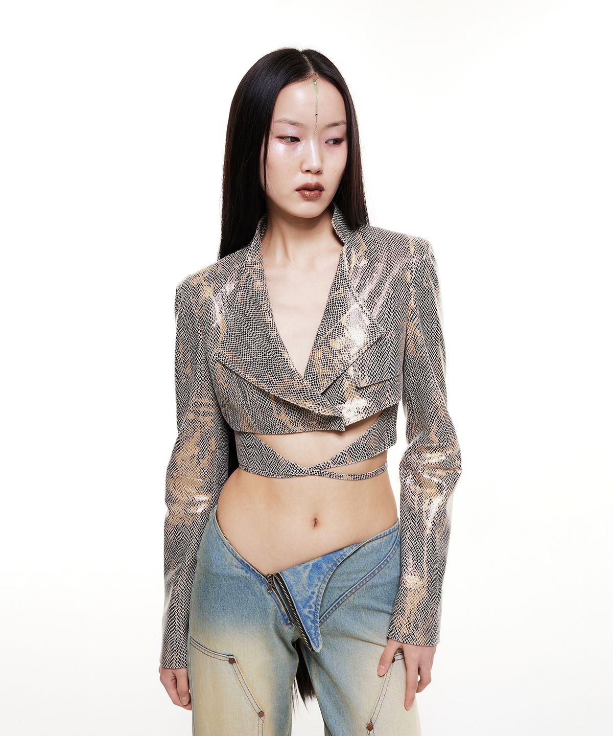 배디(BADEE) Cropped String Blazer Beige
