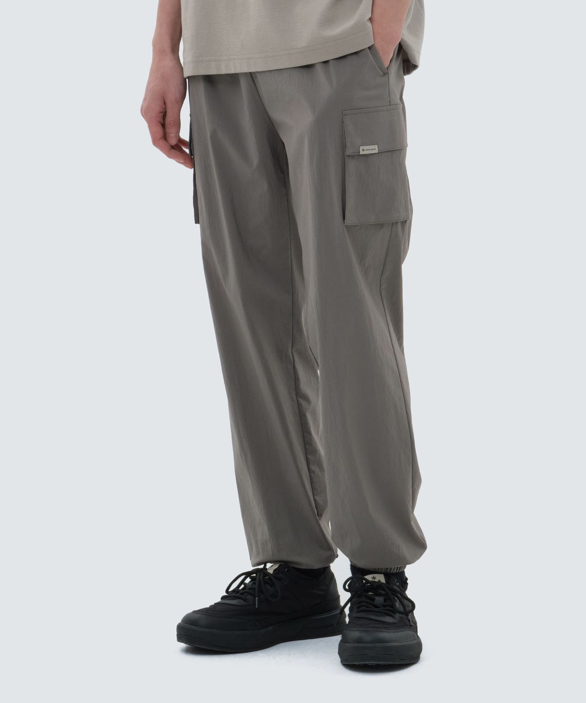 스노우피크 어패럴(SNOWPEAK APPAREL) 루트 카고 조거 팬츠 Dark Khaki (S24MMRPT60)