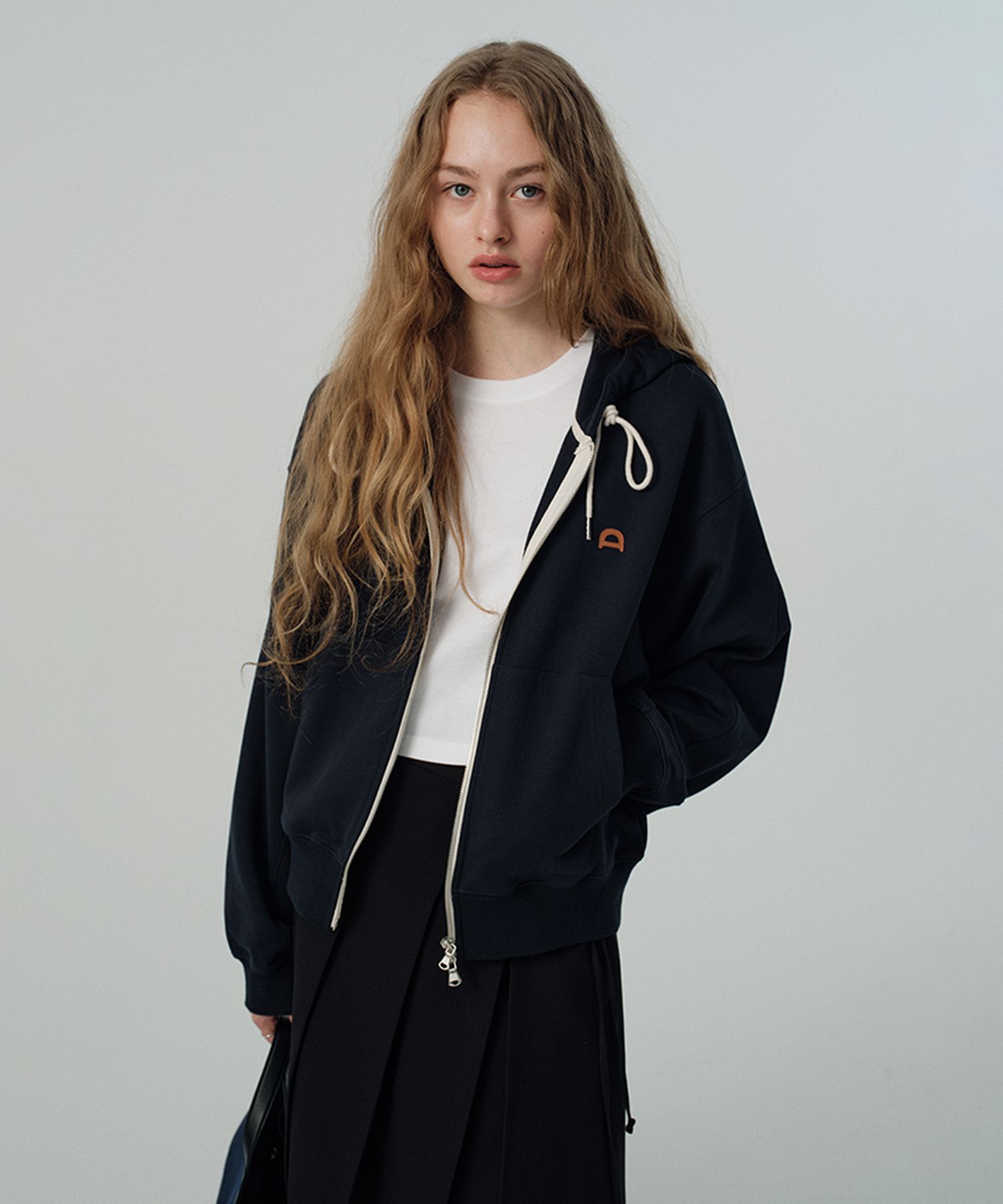 MUSINSA | DUNST FOR WOMEN UNISEX LEATHER LOGO ZIP-UP