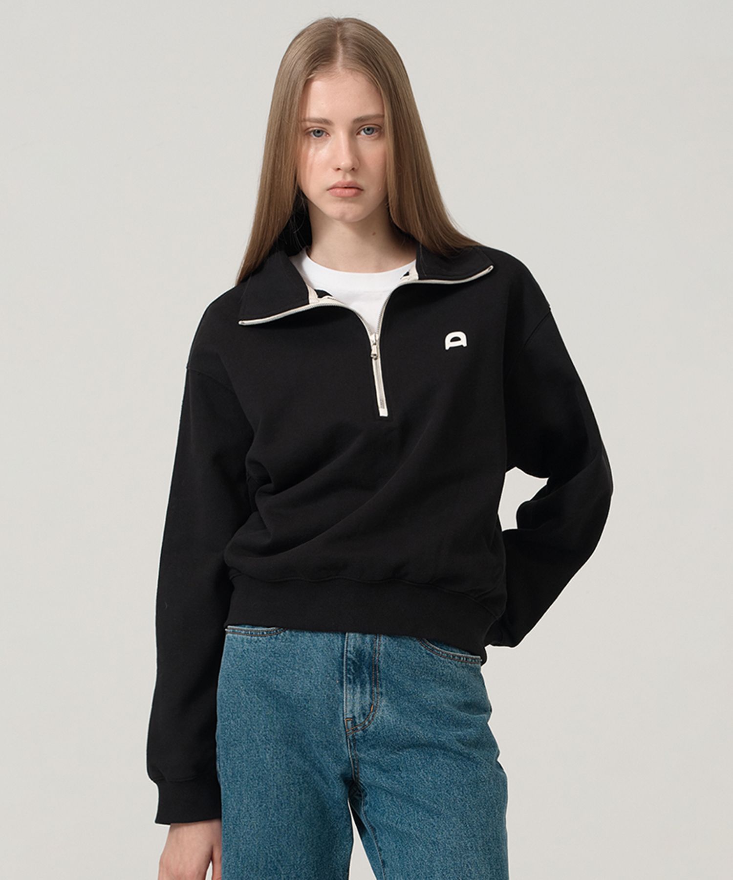 MUSINSA公式 | DUNST FOR WOMEN UNISEX LEATHER LOGO HALF ZIP-UP 
