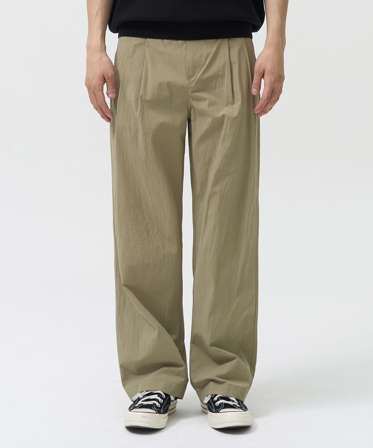 엑스컨테이너(EXCONTAINER) 핀턱 와이드 시어서커 팬츠 (BEIGE)