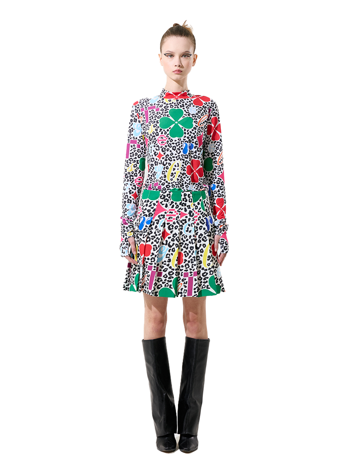 그리디어스(GREEDILOUS) Multi Clover Print 01 Multi Clover Print Fitted Top