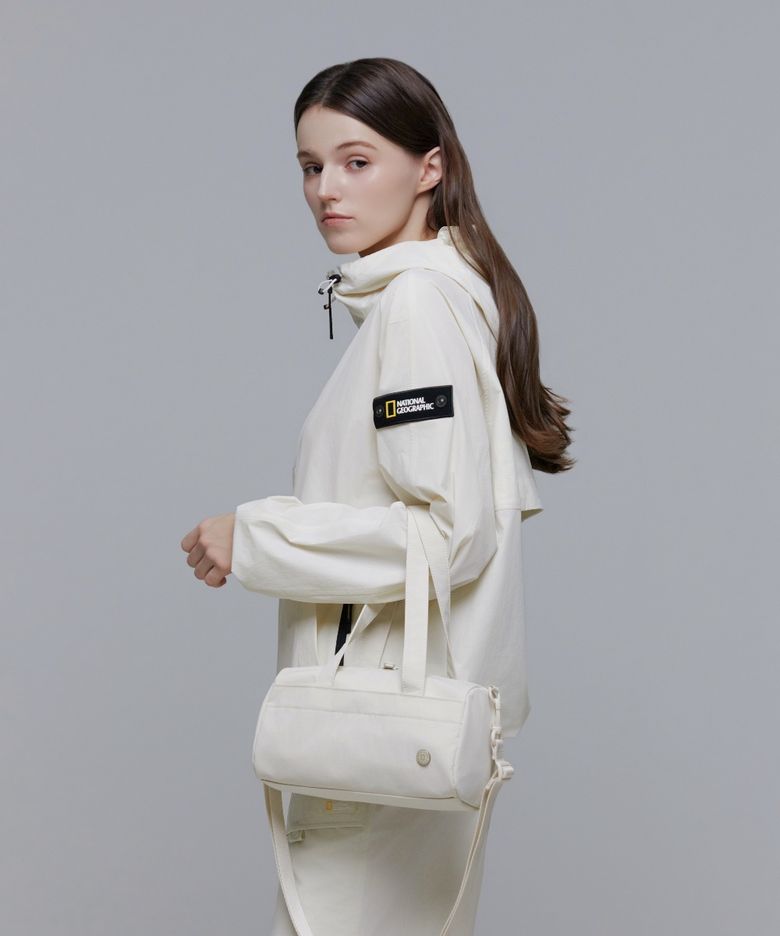 N245ATO540 루미 실린더백 L/BEIGE