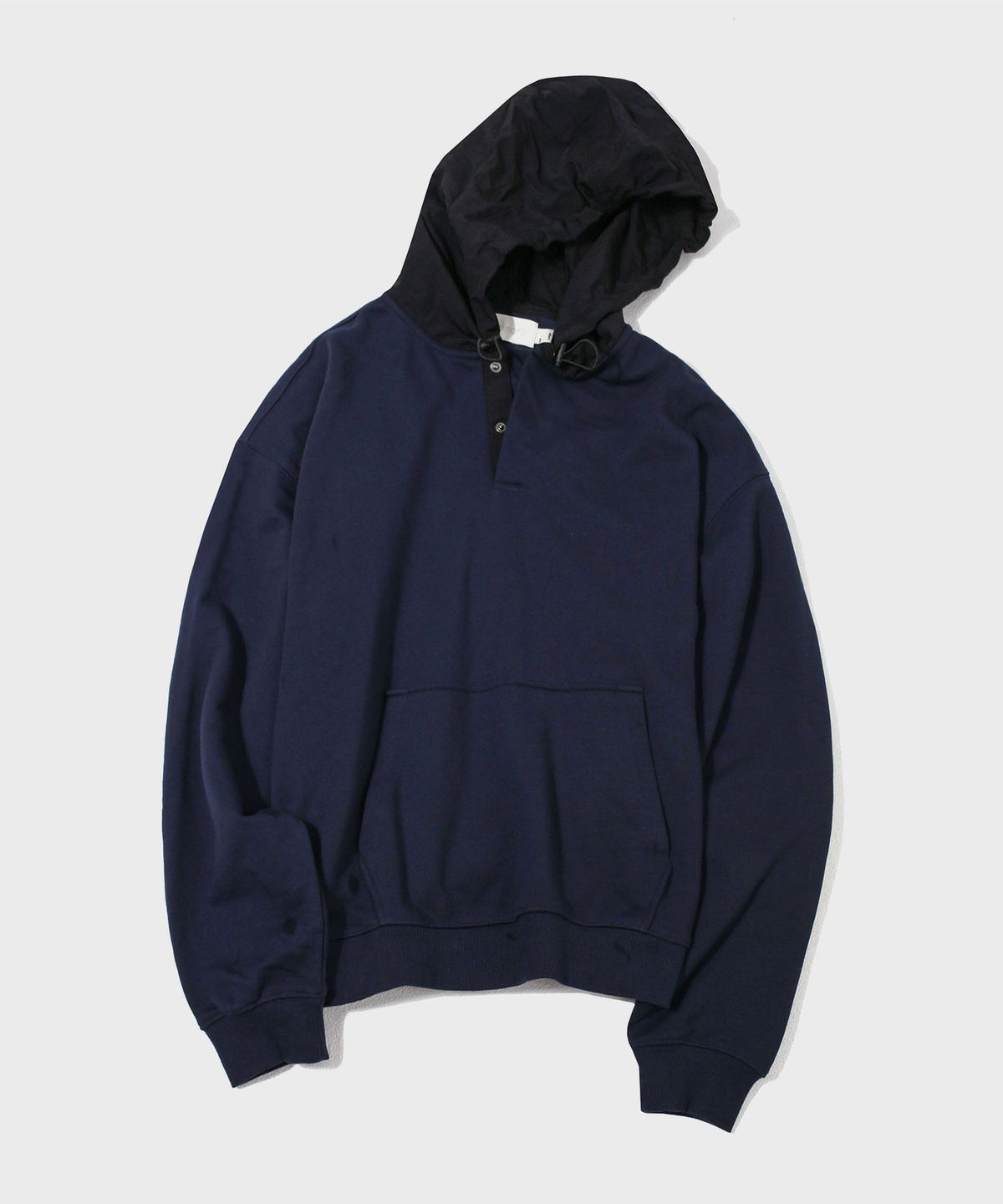 세컨모놀로그(SECONDMONO) 나일론 투톤 믹스 히든 스냅 후디 [NAVY]_SETS033NAVY